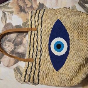 Straw Eye Bag